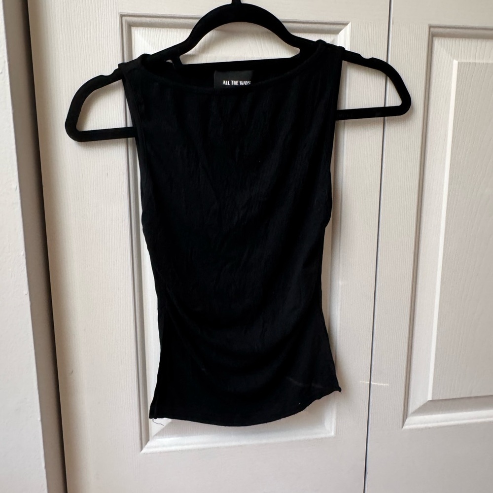 Black Sleeveless Top